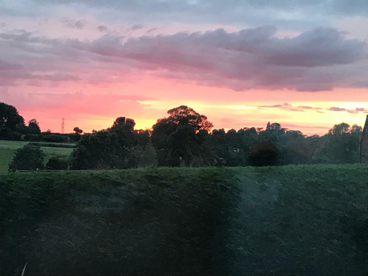 Weatherhead Farm Shepherds Hut Villa Buckingham Bagian luar foto